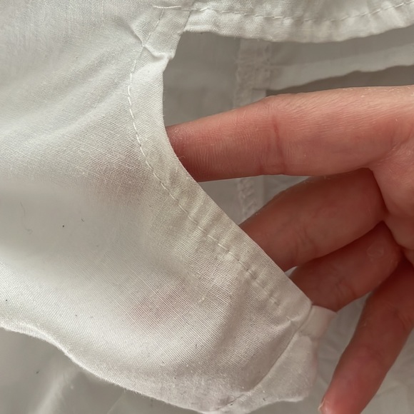 579 top - Picture 3 of 3